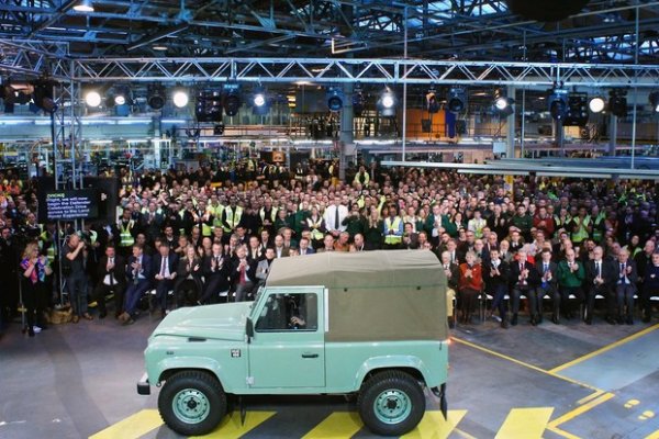 DEFENDER MORRE APÓS 68 ANOS COMO ÍCONE 4X4