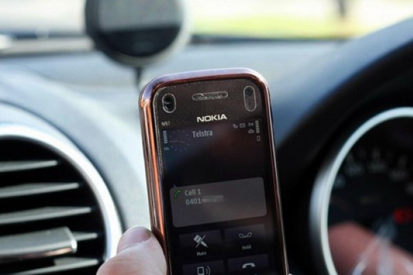 Cerca de 29% dos jovens enviam torpedos ao guia