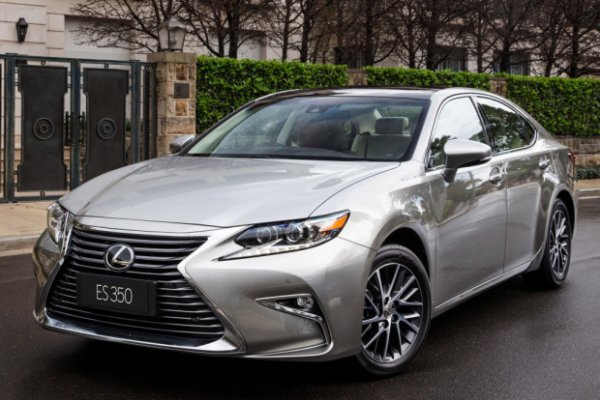 LEXUS LANÇA RENOVADO ES 350 2016 NO BRASIL POR R$ 253,3 MIL