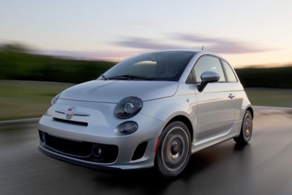Fiat mostra a versão turbo do 500