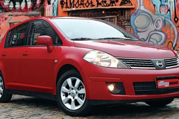 NISSAN DEIXA DE VENDER TIIDA NO BRASIL