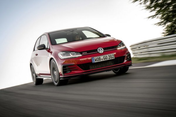 Volkswagen Golf GTI TCR tem 290 cv no 2.0 turbo