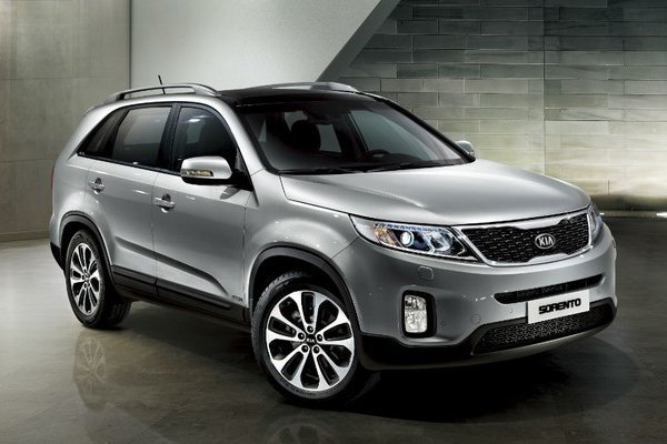 NOVO KIA SORENTO CHEGA ÀS LOJAS POR A PARTIR DE R$ 109.900
