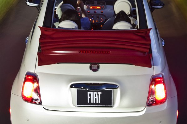 Fiat 500 Cabrio e Gucci têm preços de R$ 57.900 e R$ 60.800 