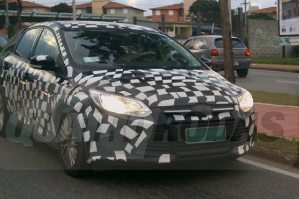 FORD TESTA NOVO FOCUS NO BRASIL