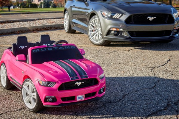 FORD MUSTANG GANHA VERSÃO ELÉTRICA PARA CRIANÇAS COM CONTROLE DE ESTABILIDADE