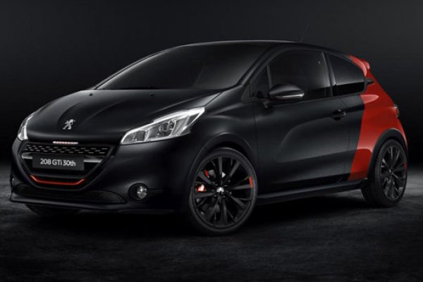 PEUGEOT APRESENTA 208 GTI 30TH ANNIVERSARY