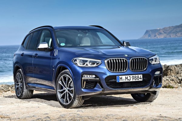 BMW X3 terá opção híbrida do tipo plug-in