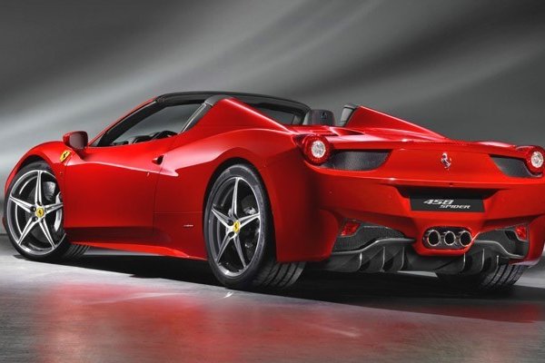 Ferrari 458 Spider chega ao Brasil por R$ 1.950.000