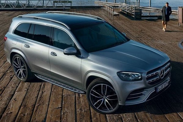 Vazam imagens do Mercedes-Benz GLS antes de Nova York