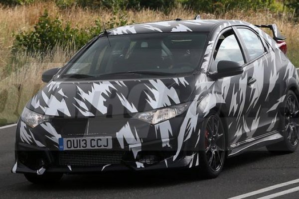 HONDA CIVIC TYPE R É CLICADO EM TESTES