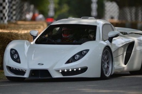 SIN R1 CIRCULA EM GOODWOOD