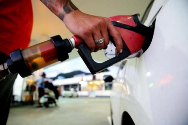 DECISÃO MANTÉM REAJUSTE NO PREÇO DOS COMBUSTÍVEIS