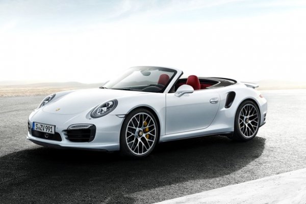 PORSCHE 911 TURBO S CABRIOLET ESTÁ À VENDA NO BRASIL POR R$ 1,2 MILHÃO