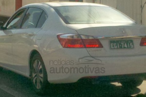EXCLUSIVO: FLAGRA DO HONDA ACCORD 2014 EM TESTES NO BRASIL