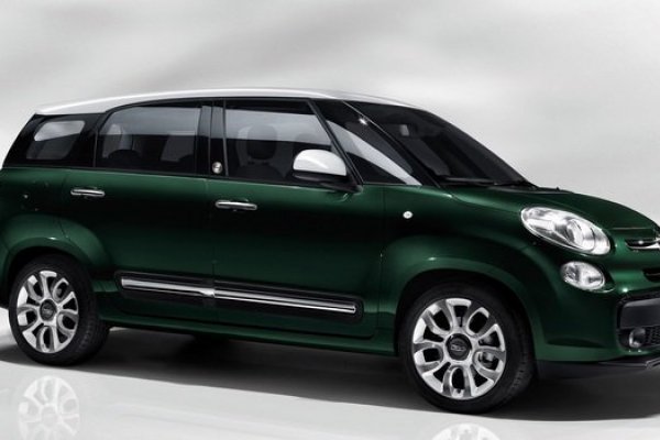 FIAT MOSTRA 500 L PARA SETE PESSOAS