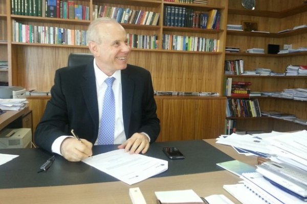 GASOLINA VAI SUBIR AINDA NESTE ANO, DIZ MINISTRO DA FAZENDA