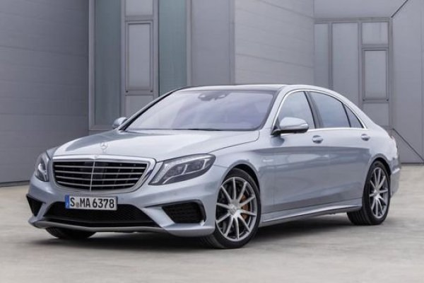 MERCEDES-BENZ S63 AMG É REVELADO