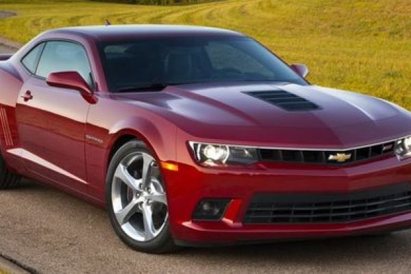 DEPOIS DE ‘VAZAR’ A APRESENTAÇÃO OFICIAL DO CAMARO 2014 NUM PROGRAMA DE TV DOS ESTADOS UNIDOS, A CHEVROLET FINALMENTE OFICIALIZOU O MODELO NO SALÃO DE NOVA IORQUE