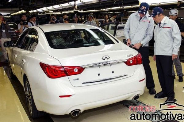 INFINITI Q50 COMEÇA A SER PRODUZIDO NO JAPÃO