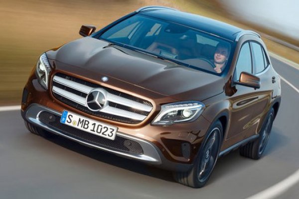 A MERCEDES-BENZ ANUNCIOU A CHEGADA DO GLA AO BRASIL