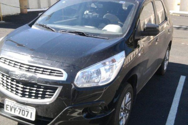 Chevrolet Spin está cada vez mais perto