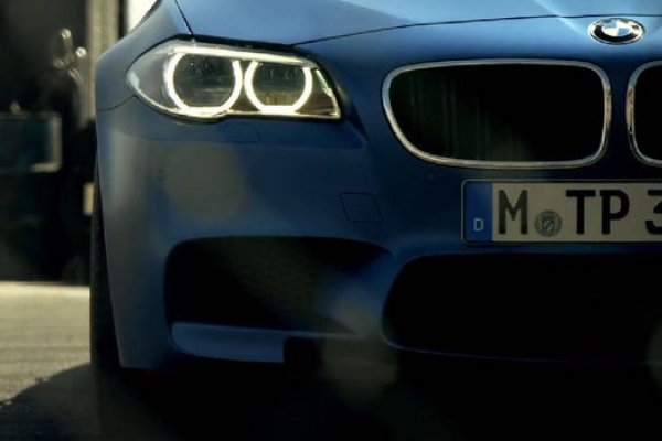 BMW DESCARTA CÂMBIOS AUTOMÁTICOS COM NOVE OU DEZ MARCHAS