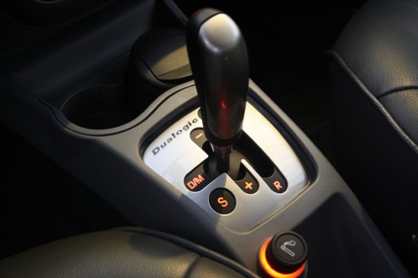 Fiat lança câmbio Dualogic Plus para a Idea 