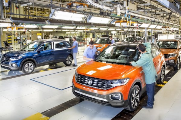 Veja como fazer uma visita pelas fábricas de carros no País