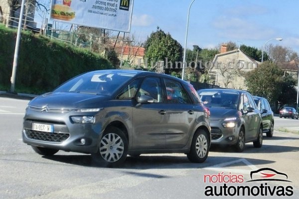 FLAGRA REVELA LINHAS DA NOVA GERAÇÃO DO CITROËN C4 PICASSO