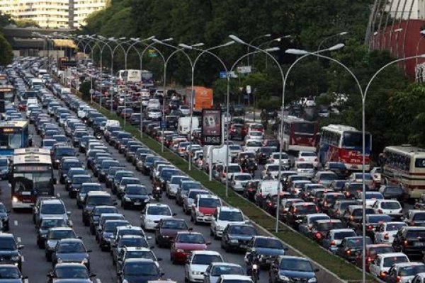 Governo quer carros 12% menos beberrões até 2017.
