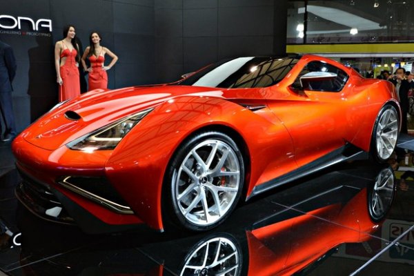 SUPERESPORTIVO HÍBRIDO ICONA VULCANO ENTREGA 963 CV