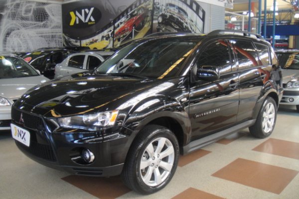 Super Oferta - Mitsubishi Outlander Super Oferta - Mitsubishi Outlander