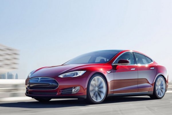 CARRO ELÉTRICO DA TESLA 'ZERA' RANKING E ESTABELECE NOVO PATAMAR EM TESTE