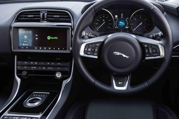 JAGUAR LAND ROVER ANUNCIA UMA EXCLUSIVA COLABORAÇÃO COM O SPOTIFY