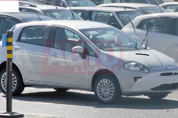 Flagra: novo Fiat Punto revelado antes de lançamento