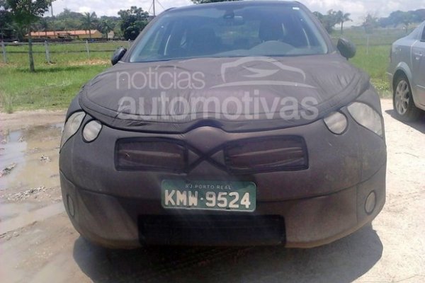 Novo C4 Pallas é flagrado novamente e revela detalhes