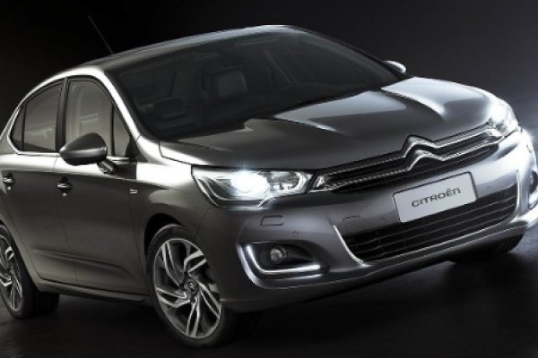CITROËN MOSTRA MAIS DO C4 LOUNGE, SUBSTITUTO DO PALLAS