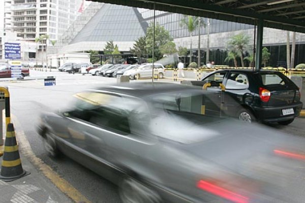 Estacionamento em SP e RJ tem a maior alta dos últimos três anos