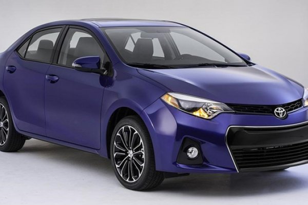 A OFERTA DE MOTORIZAÇÕES NÃO DEVE APRESENTAR NOVIDADES SIGNIFICATIVAS, E UMA VERSÃO PREPARADA PELA AMG PARA SUBSTITUIR O ATUAL C63 AMG EVIDENTEMENTE ESTÁ NOS PLANOS.