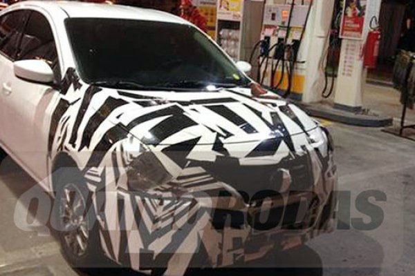 NOVO VERSA CIRCULA EM TESTES