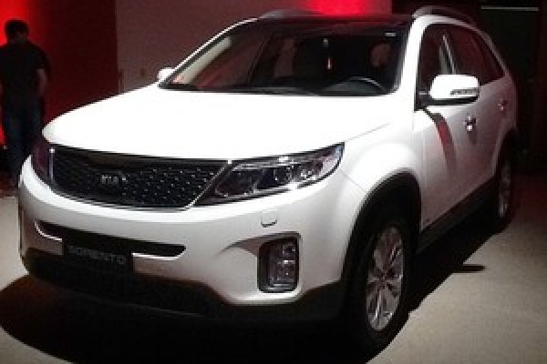 KIA CONFIRMA FÁBRICA NO BRASIL E ANUNCIA OITO LANÇAMENTOS