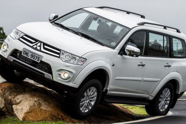 MITSUBISHI LANÇA PAJERO DAKAR 2014