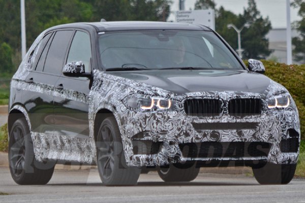 NOVO BMW X5 M É FLAGRADO EM TESTES