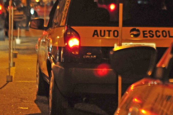 CNH: aulas noturnas com carro nas autoescolas deixarão de ser obrigatórias