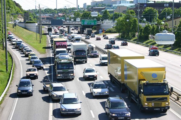 Governo vai atrás de quem deve IPVA em SP