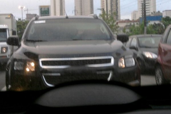 Chevrolet Blazer exposto em SP sinaliza lançamento em setembro