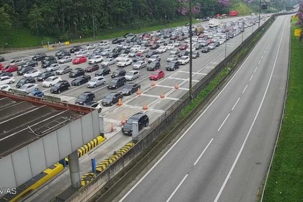 Vias brasileiras podem ter velocidade reduzida após consulta do Governo; entenda