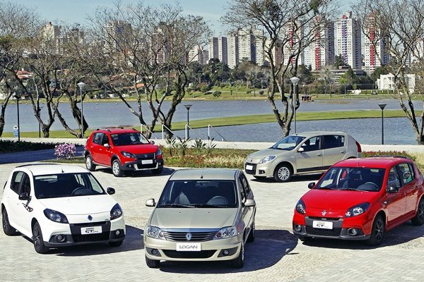 Sandero e Logan ganham novo motor na linha 2013.