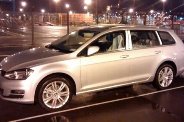 GOLF VARIANT É FLAGRADO NO BRASIL